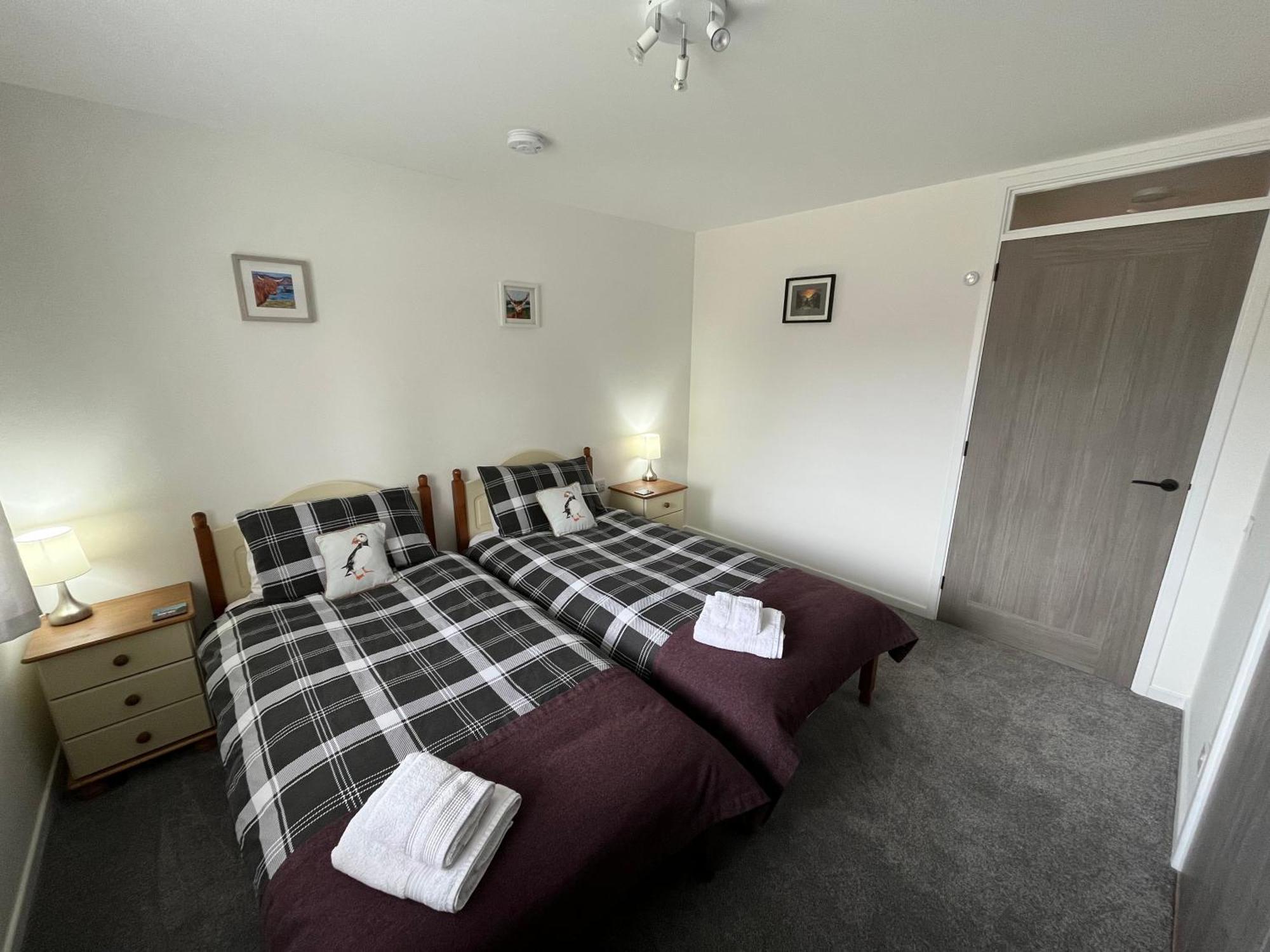 Villa The Wee Hoose Near Loch Ness, Private Garden, Private Parking Drumnadrochit Exterior foto